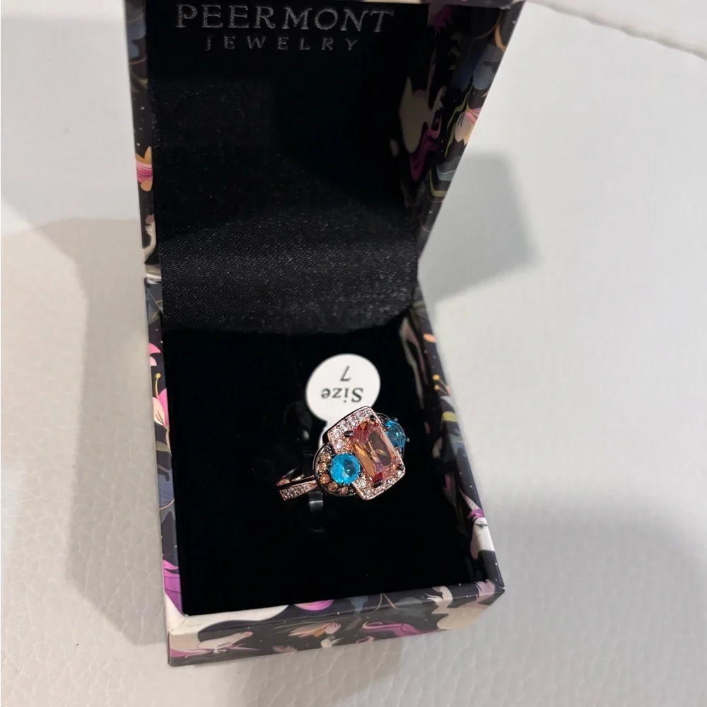 Peermont Jewelry Champagne Blue Topaz Cocktail Ring Size 7 NWT